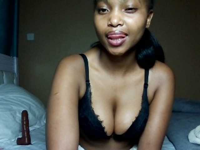 Hot-sexy-angel live cam on BongaCams