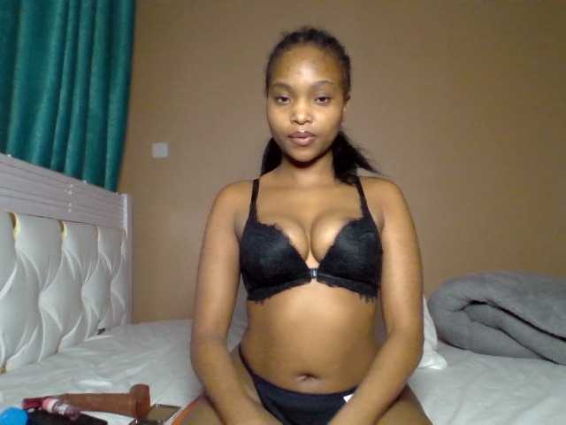 Hot-sexy-angel live cam on BongaCams