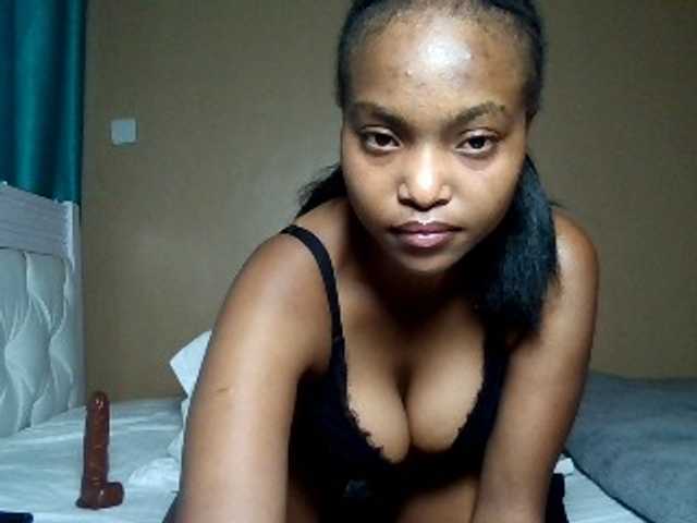 Hot-sexy-angel live cam on BongaCams
