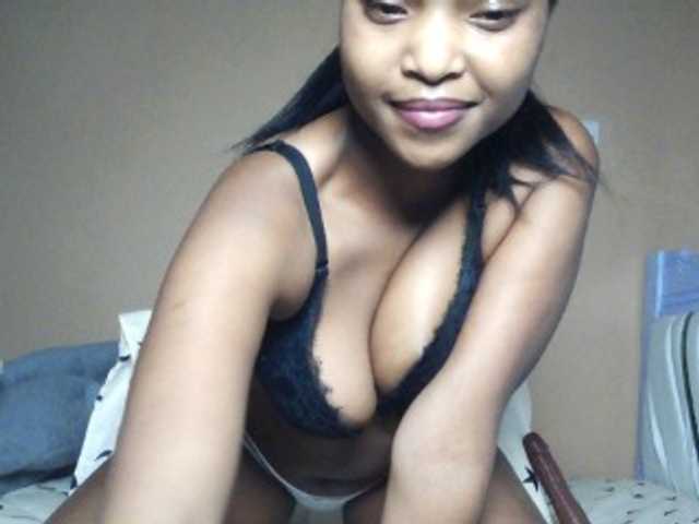 Hot-sexy-angel live cam on BongaCams