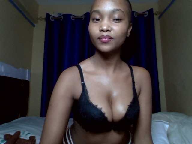 Hot-sexy-angel live cam on BongaCams
