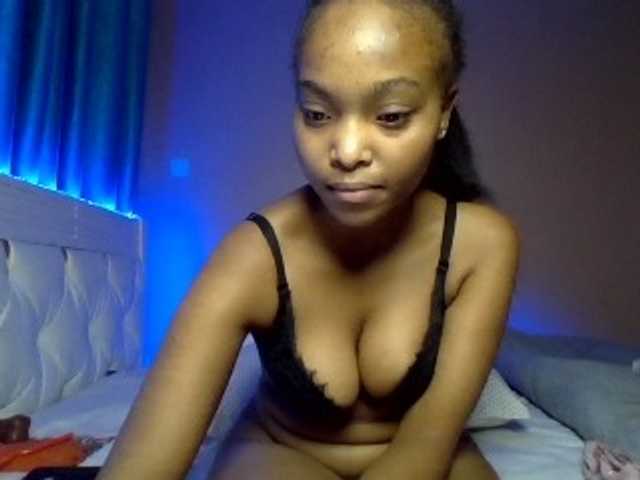 Hot-sexy-angel live cam on BongaCams