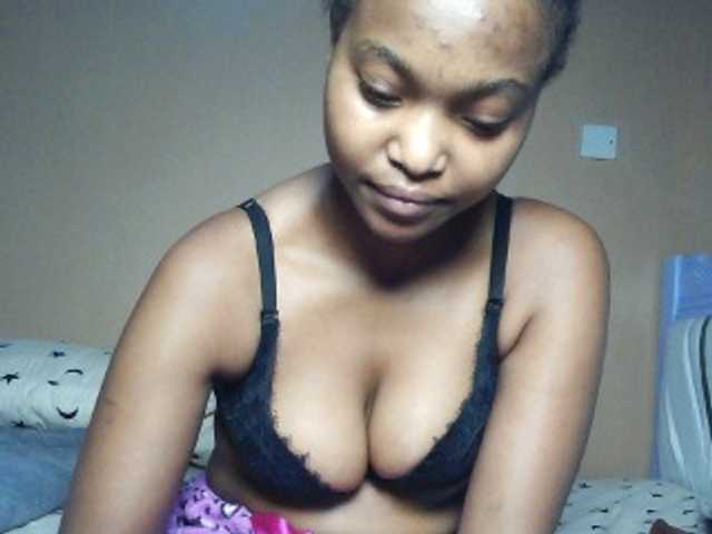 Hot-sexy-angel live cam on BongaCams