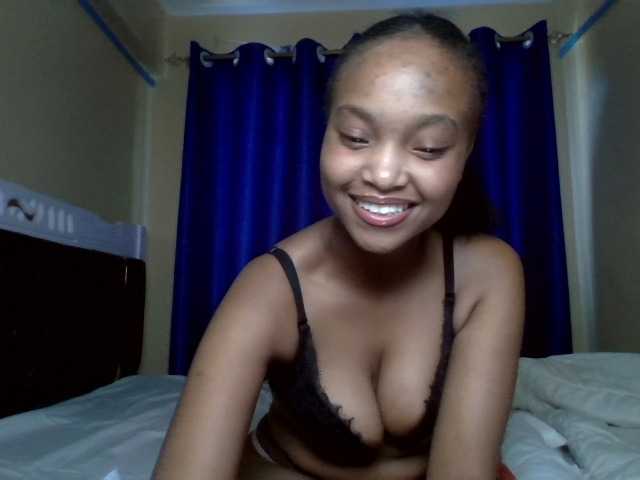 Hot-sexy-angel live cam on BongaCams