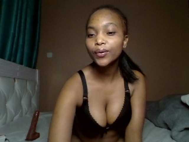 Hot-sexy-angel live cam on BongaCams