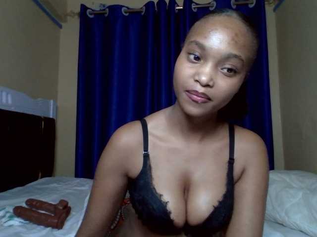 Hot-sexy-angel live cam on BongaCams