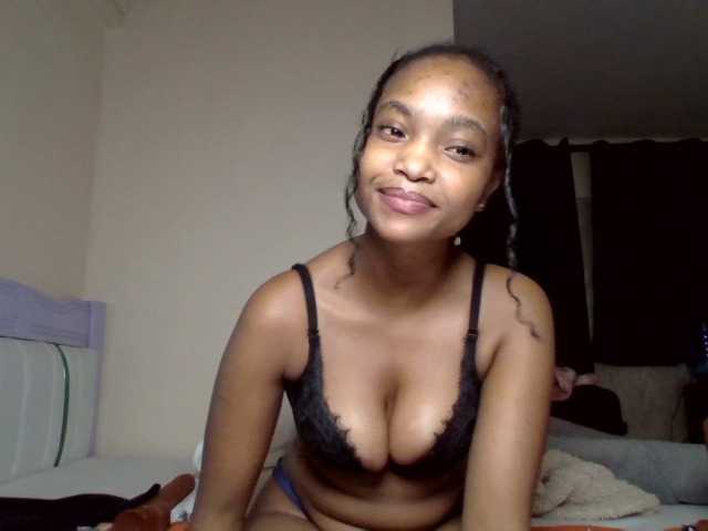 Hot-sexy-angel live cam on BongaCams