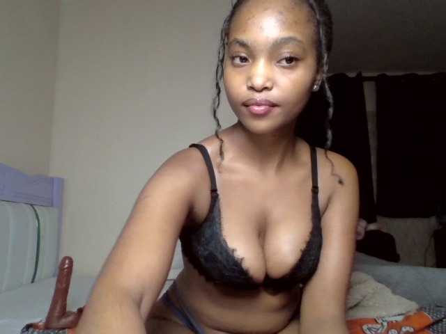 Hot-sexy-angel live cam on BongaCams