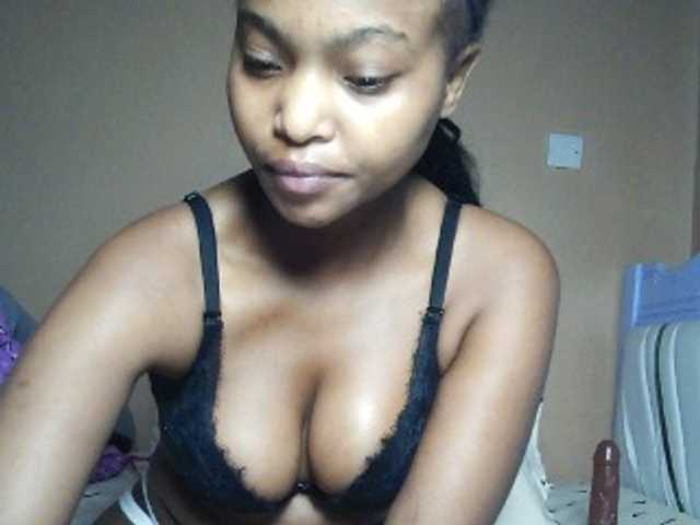 Hot-sexy-angel live cam on BongaCams