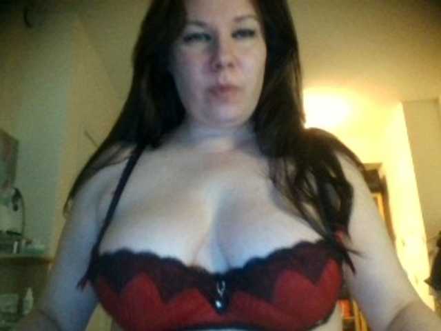Femme191 live cam on BongaCams