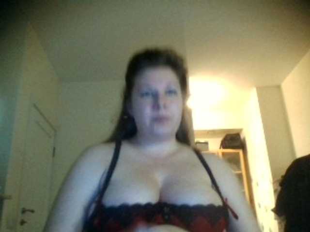 Femme191 live cam on BongaCams