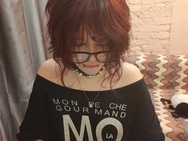 FinnyMonson live cam on BongaCams