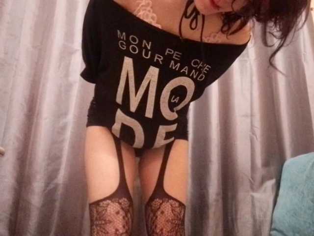 FinnyMonson live cam on BongaCams