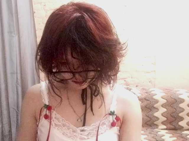 FinnyMonson live cam on BongaCams