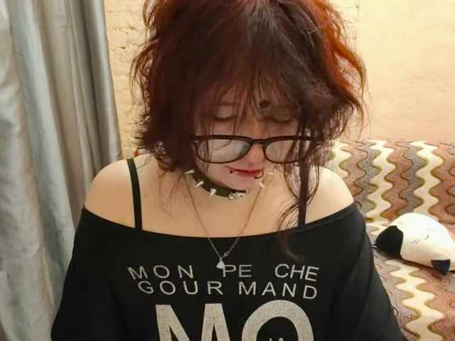 FinnyMonson live cam on BongaCams