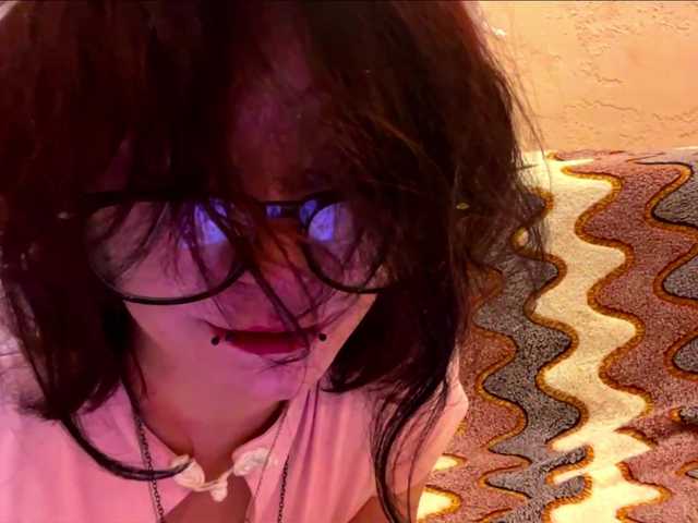 FinnyMonson live cam on BongaCams