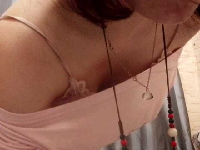 FinnyMonson live cam on BongaCams