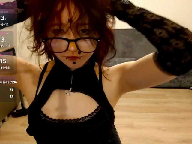 FinnyMonson live cam on BongaCams