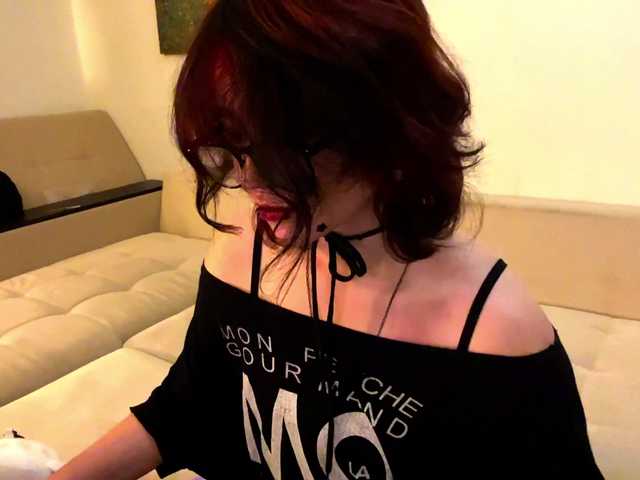 FinnyMonson live cam on BongaCams