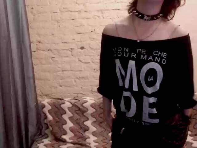 FinnyMonson live cam on BongaCams