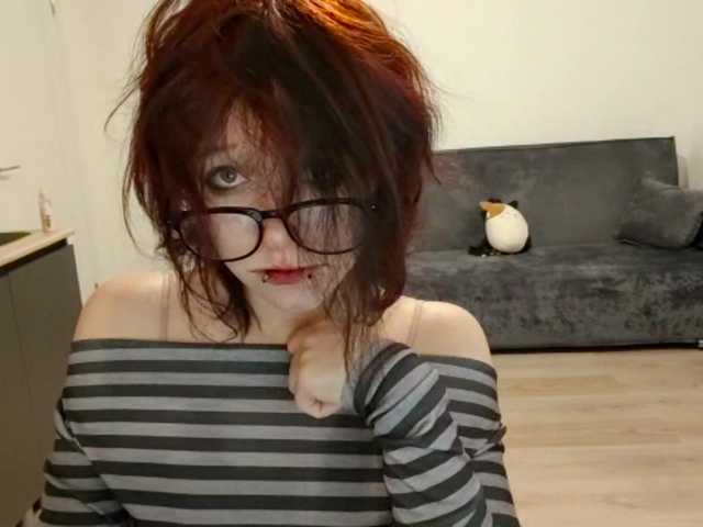 FinnyMonson live cam on BongaCams