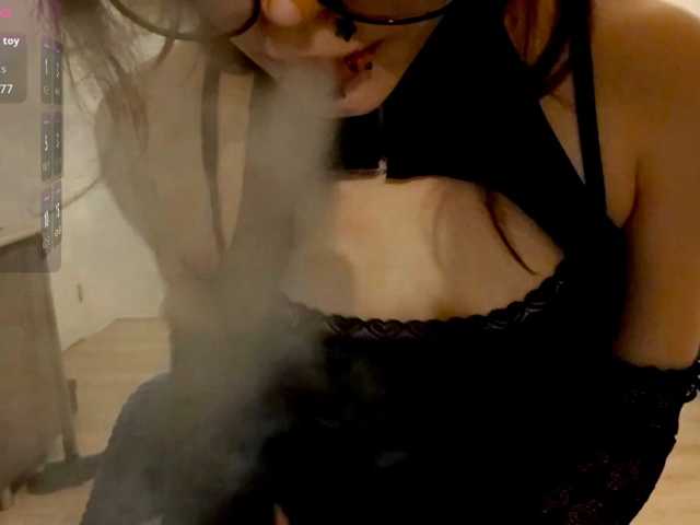 FinnyMonson live cam on BongaCams