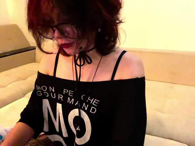 FinnyMonson live cam on BongaCams
