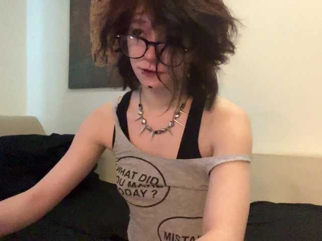 FinnyMonson live cam on BongaCams
