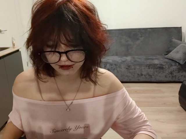 MilaRoshen — live female cam