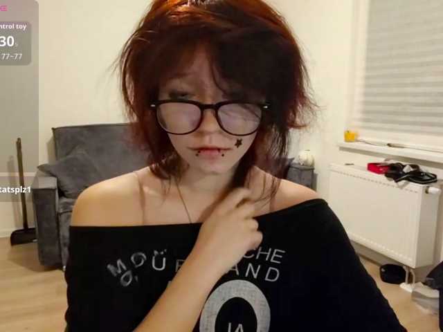 FinnyMonson live cam on BongaCams