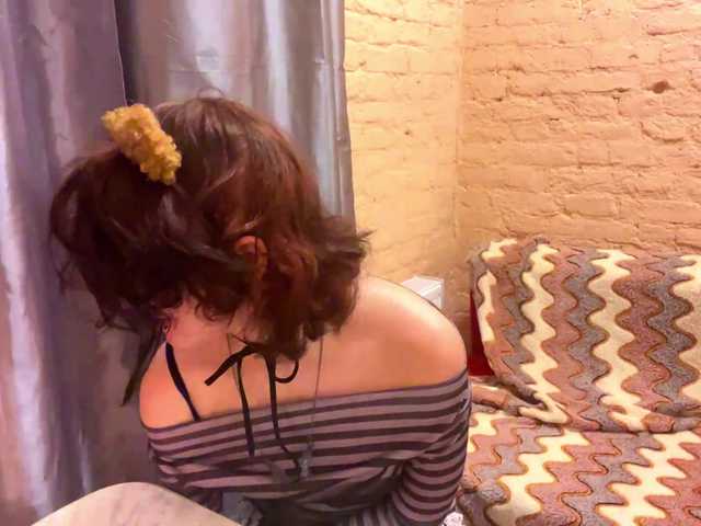 FinnyMonson live cam on BongaCams