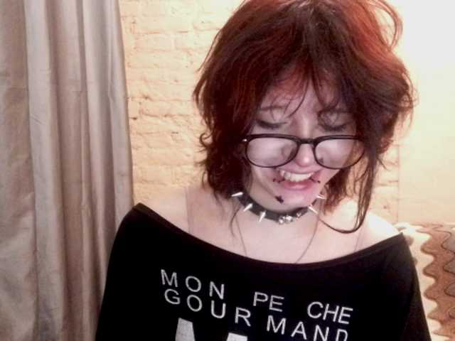 FinnyMonson live cam on BongaCams