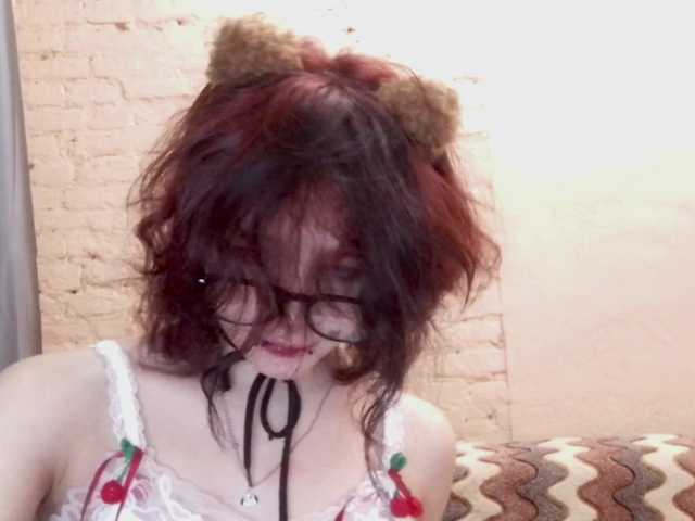 FinnyMonson live cam on BongaCams