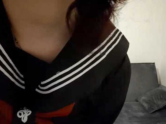 FinnyMonson live cam on BongaCams