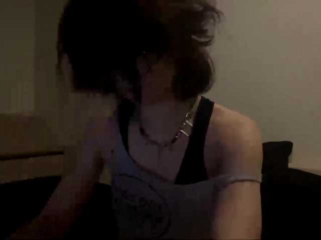 FinnyMonson live cam on BongaCams