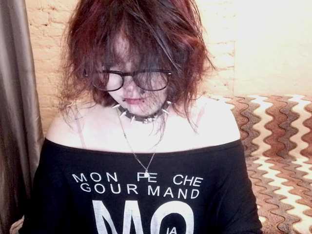 MilaRoshen live cam preview