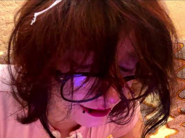 FinnyMonson live cam on BongaCams