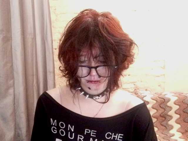 MilaRoshen live cam preview