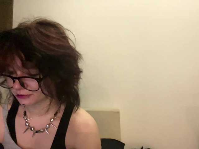 FinnyMonson live cam on BongaCams