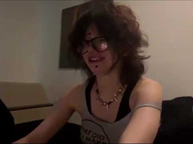 FinnyMonson live cam on BongaCams
