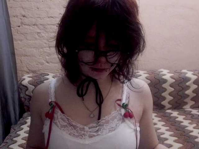 FinnyMonson live cam on BongaCams