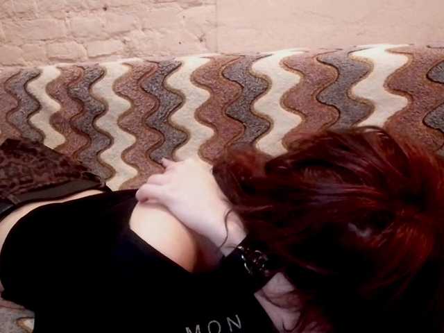 FinnyMonson live cam on BongaCams