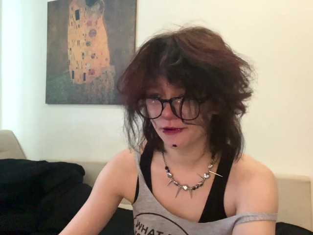 FinnyMonson live cam on BongaCams