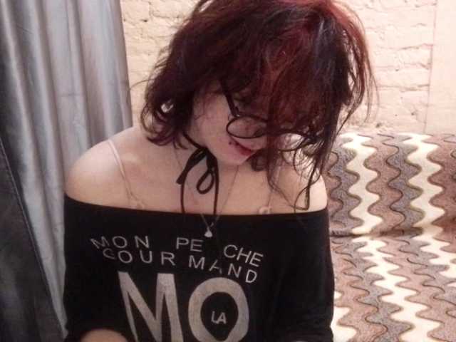FinnyMonson live cam on BongaCams