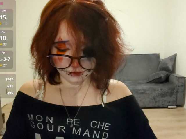 KiraFiren live cam preview