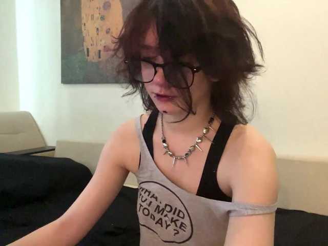 FinnyMonson live cam on BongaCams