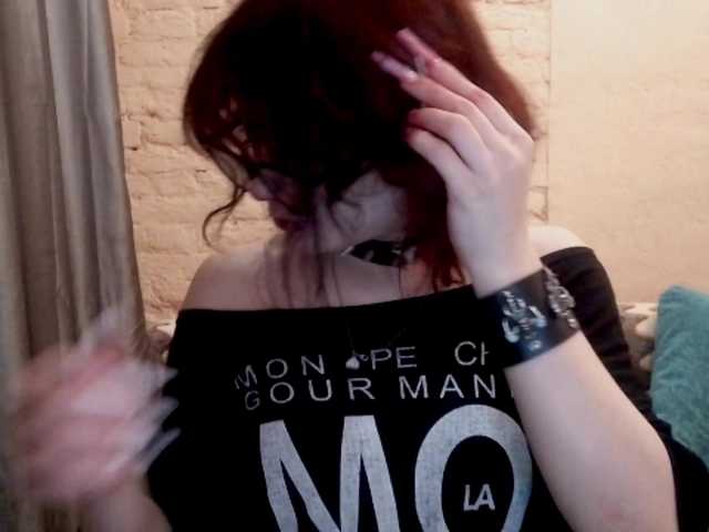 FinnyMonson live cam on BongaCams