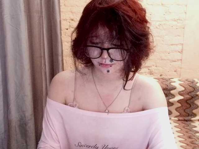 FinnyMonson live cam on BongaCams