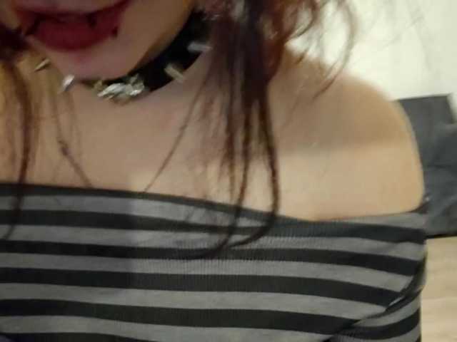 FinnyMonson live cam on BongaCams