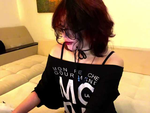 FinnyMonson live cam on BongaCams